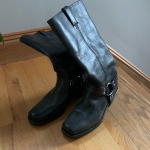 Black Frye boot. Never worn.